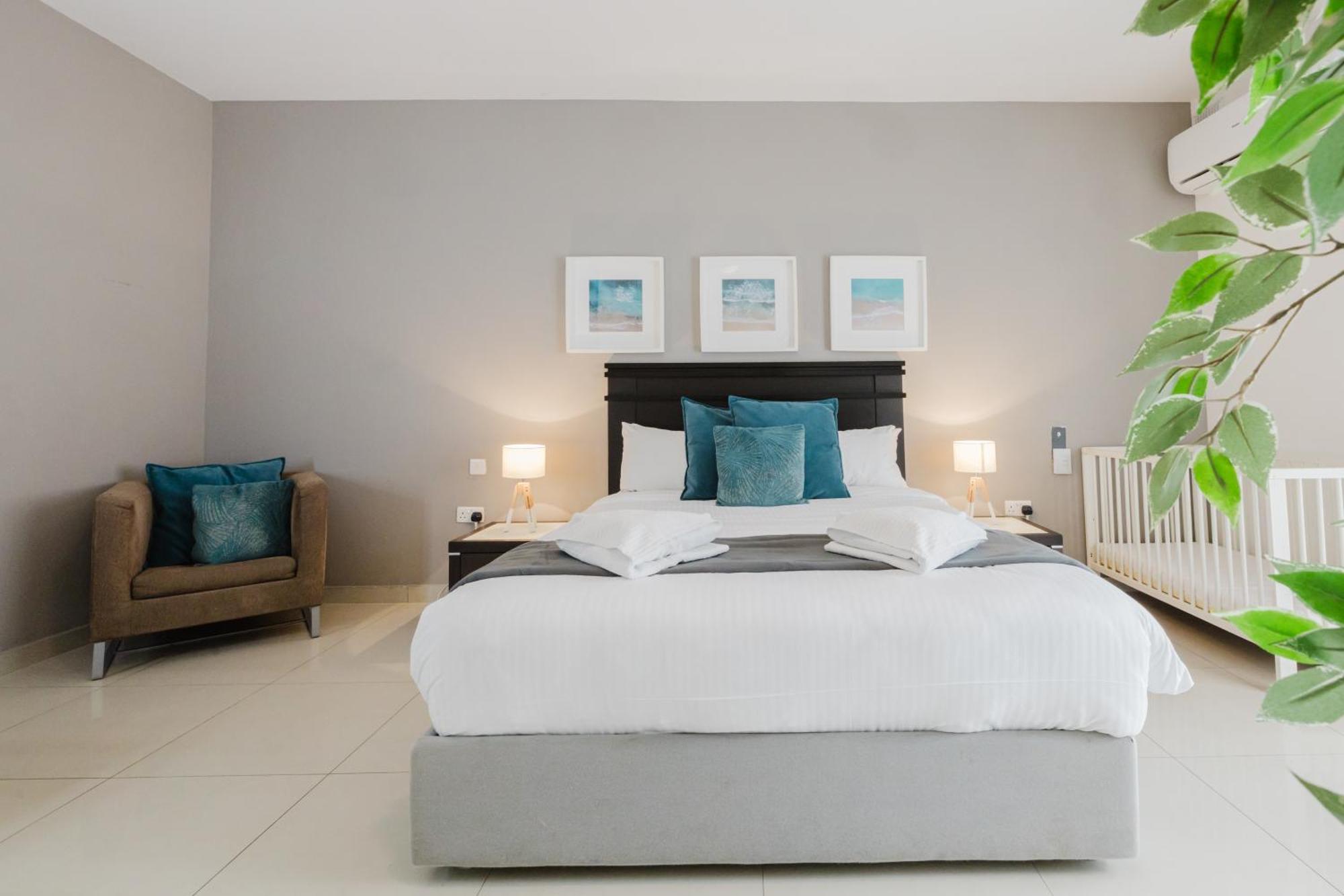 Family Duplex W Shared Pool By Homely Appartement *